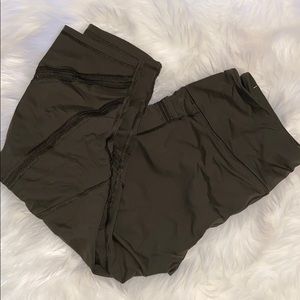 Victoria's Secret Knockout Capris